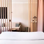 Flora & Merano