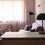 Hotel Flora & 3*