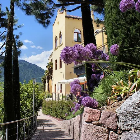 Hotel Flora &