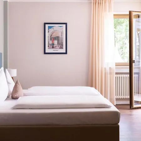 Flora & 3* מראנו