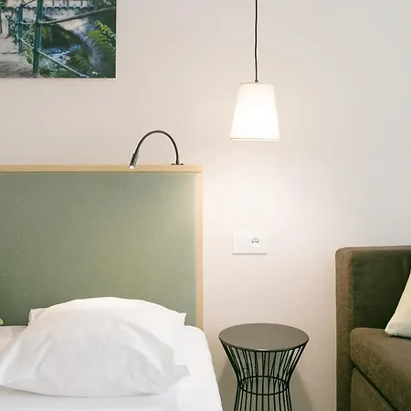 Hotel Flora & Meran