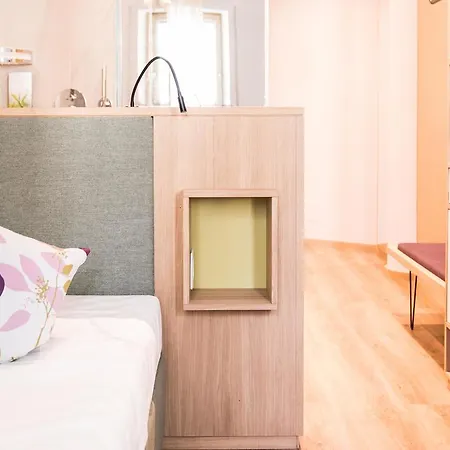Flora & Hotel 3*