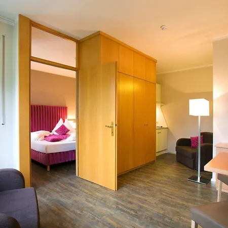 Hotel Flora & Merano