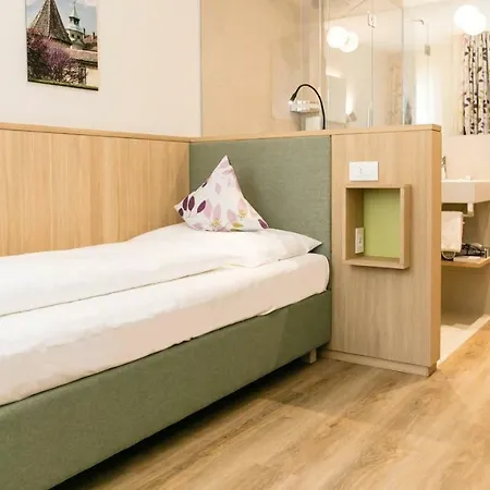 Hotel Flora & Meran