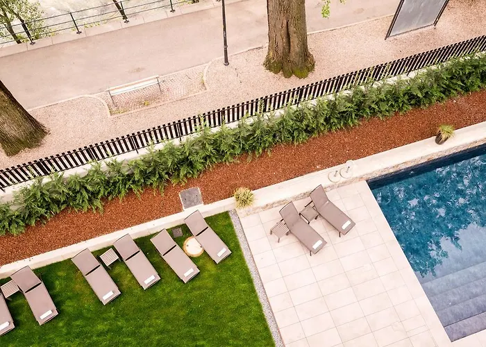 Flora & Hotel Merano